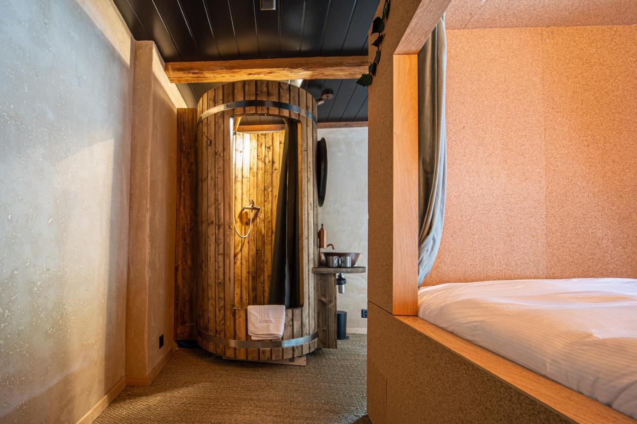 Peanut Medieval Lodge サン・テュルサンヌ エクステリア 写真