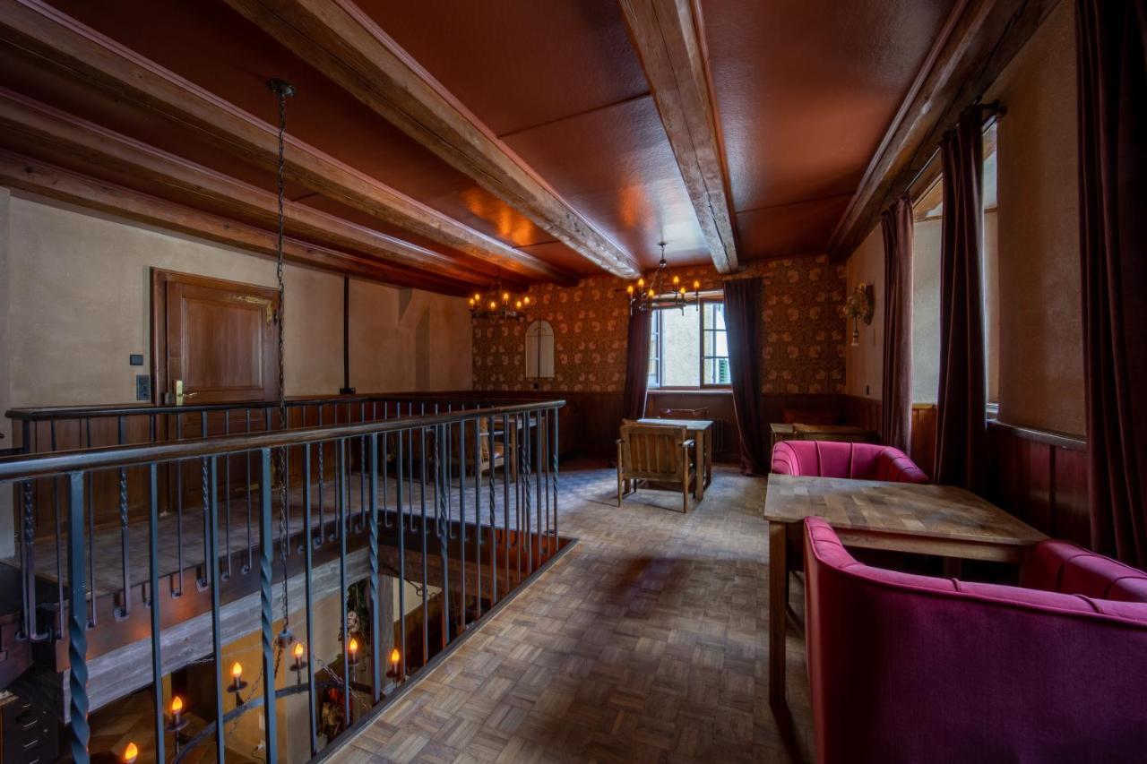 Peanut Medieval Lodge サン・テュルサンヌ エクステリア 写真